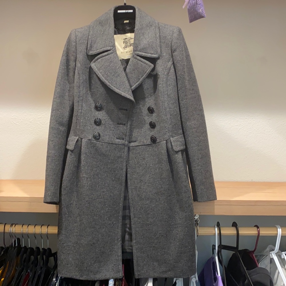 Burberry coat (Authentic)